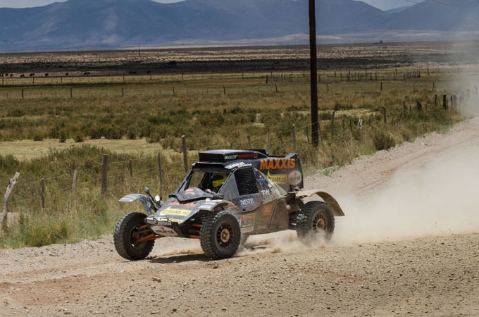 Tom Coronel verlost van lijdensweg, Tim Coronel komt steeds beter in zijn ritme
